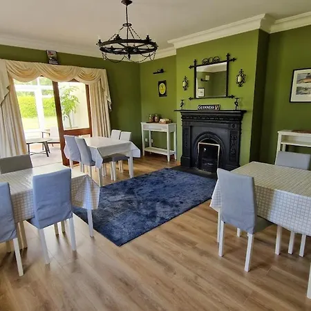 Welcome To Lakeland Fishery! Hébergement de vacances Rooskey